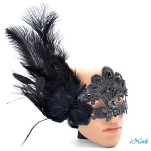 Women Masquerade Costume Mask Feathers Venetian